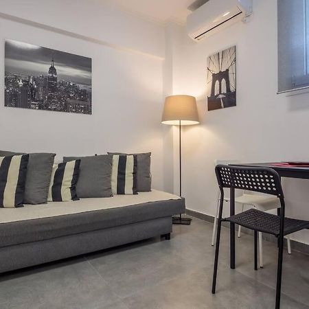 Hilton Area Brand New Comfortable Apartment Athena Bagian luar foto