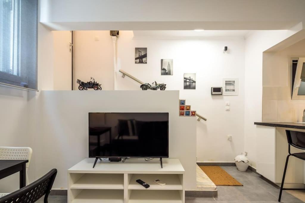 Hilton Area Brand New Comfortable Apartment Athena Bagian luar foto
