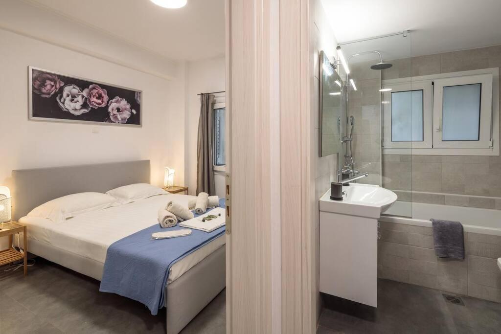 Hilton Area Brand New Comfortable Apartment Athena Bagian luar foto